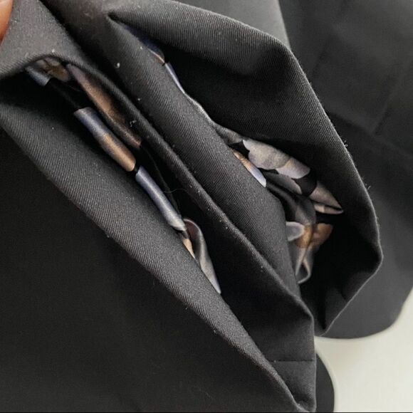 (SOLD) BRENDA BEDDOME Black Blazer 12 - Picture 5 of 6